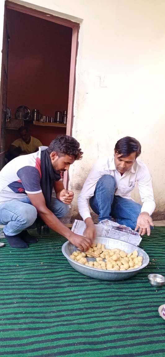 shree shyam jan kalyan seva prviding food continuosly (2)